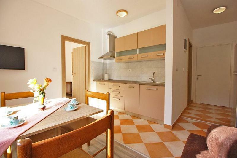 Apartman Simona Apartment *